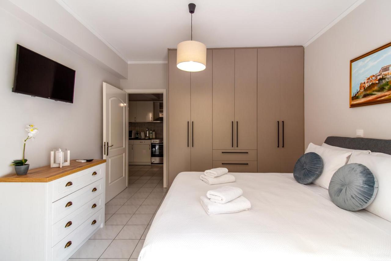 Elly'S Apartment Nafplio Bagian luar foto