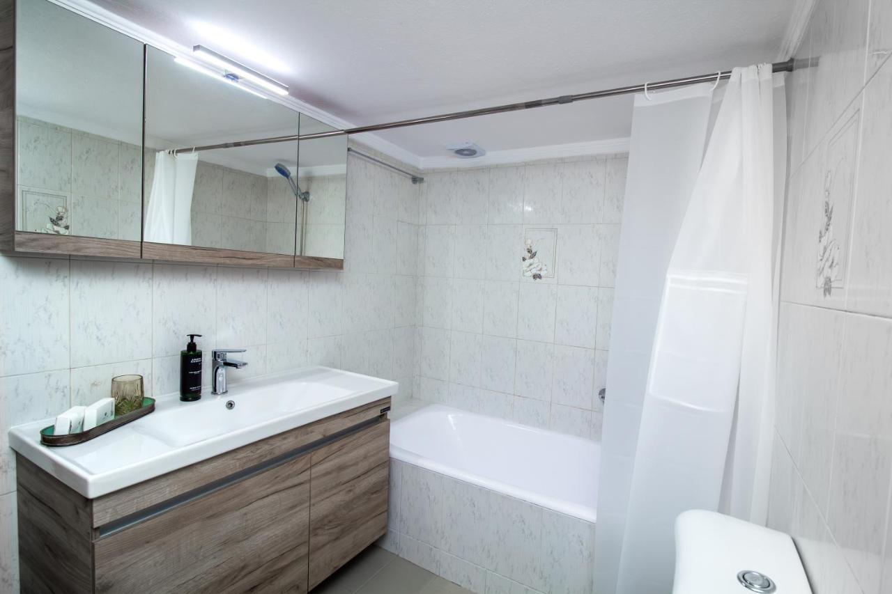 Elly'S Apartment Nafplio Bagian luar foto